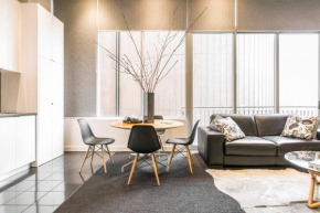 Awesome 'PENTHOUSE' Apartment Melbourne CBD
